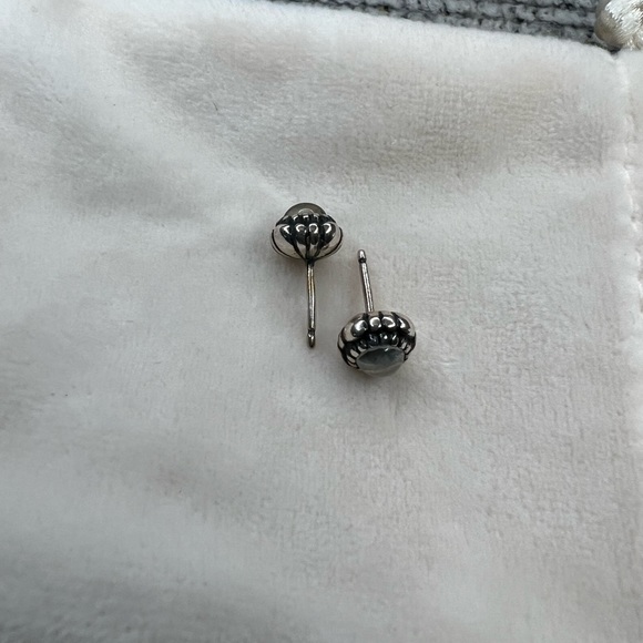 Pandora June Birthstone earrings - Picture 4 of 5